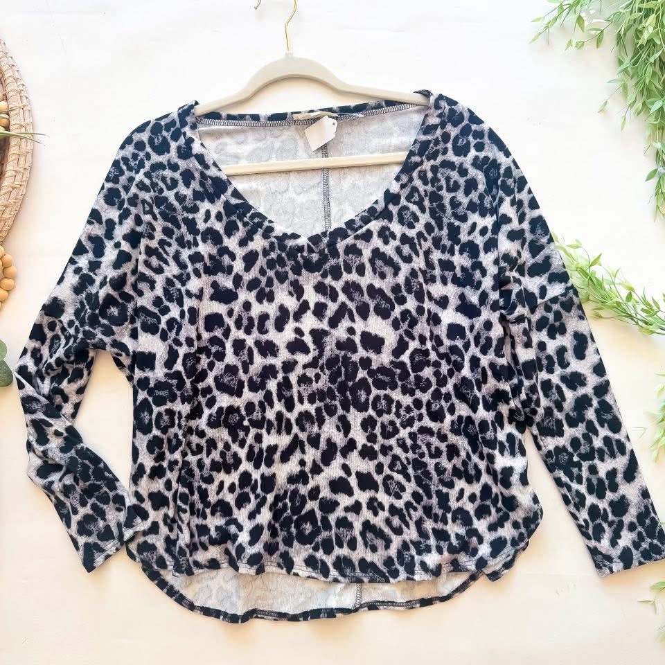 Leopard Top