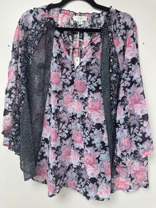 Black/Pink Floral Flow Top